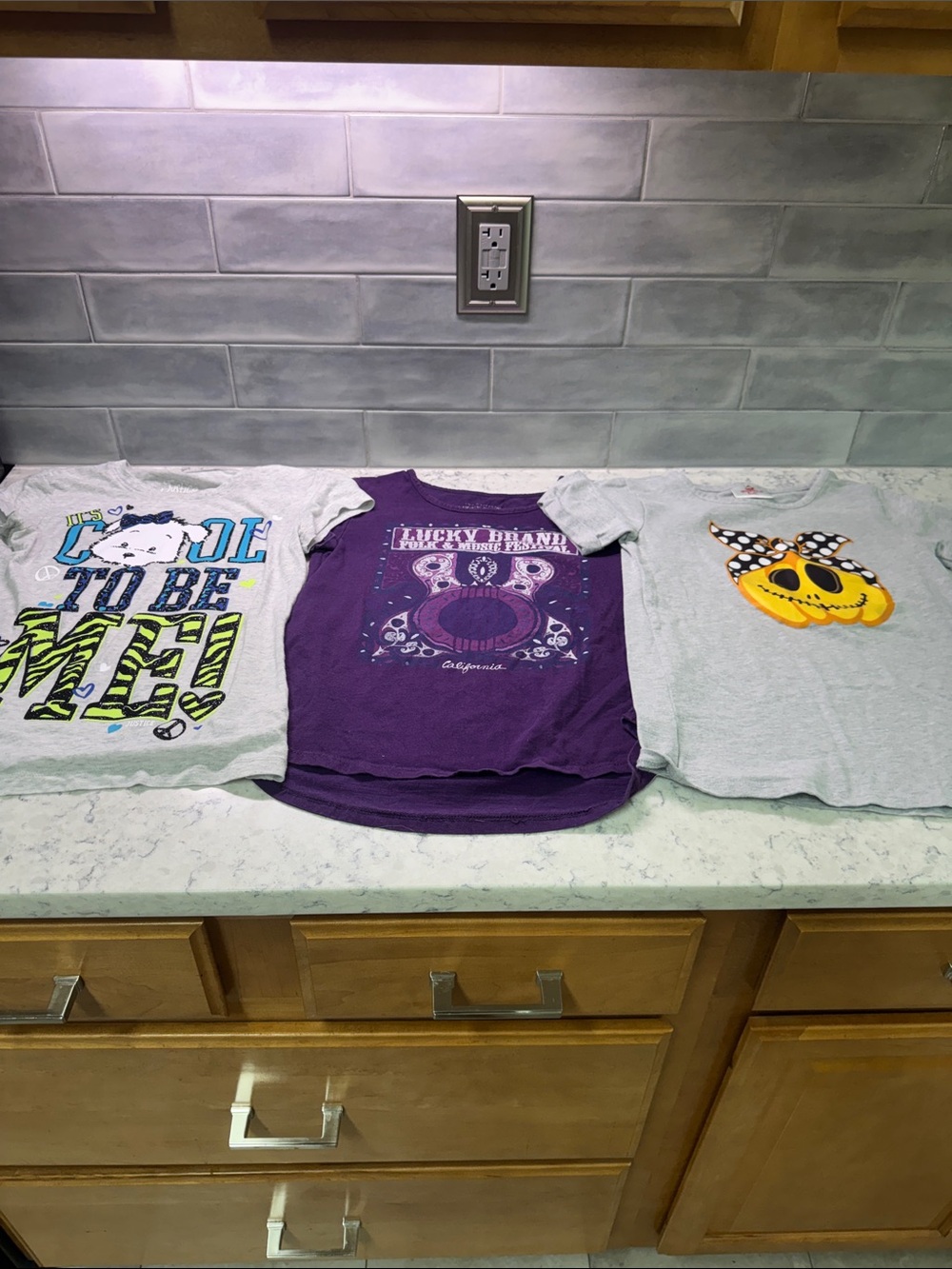 Girls t-shirts lot of 3 Justice, Lucky,Ruffle girl size 10/12